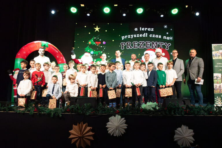 Wigilia z Naprzodem, czyli wyjątkowy wieczór w Zielonkach🎄