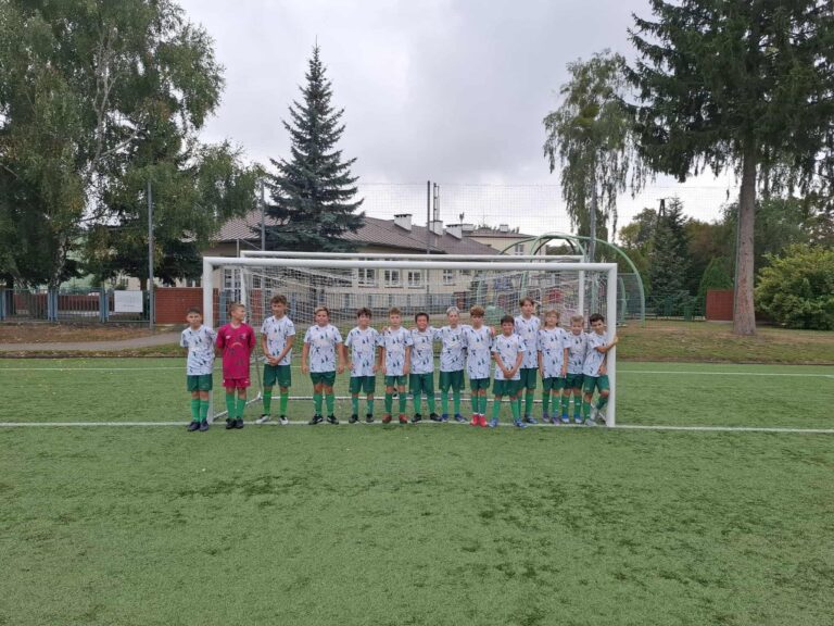 UKS Borzęcin – Naprzód 2014 B 6️⃣:2️⃣