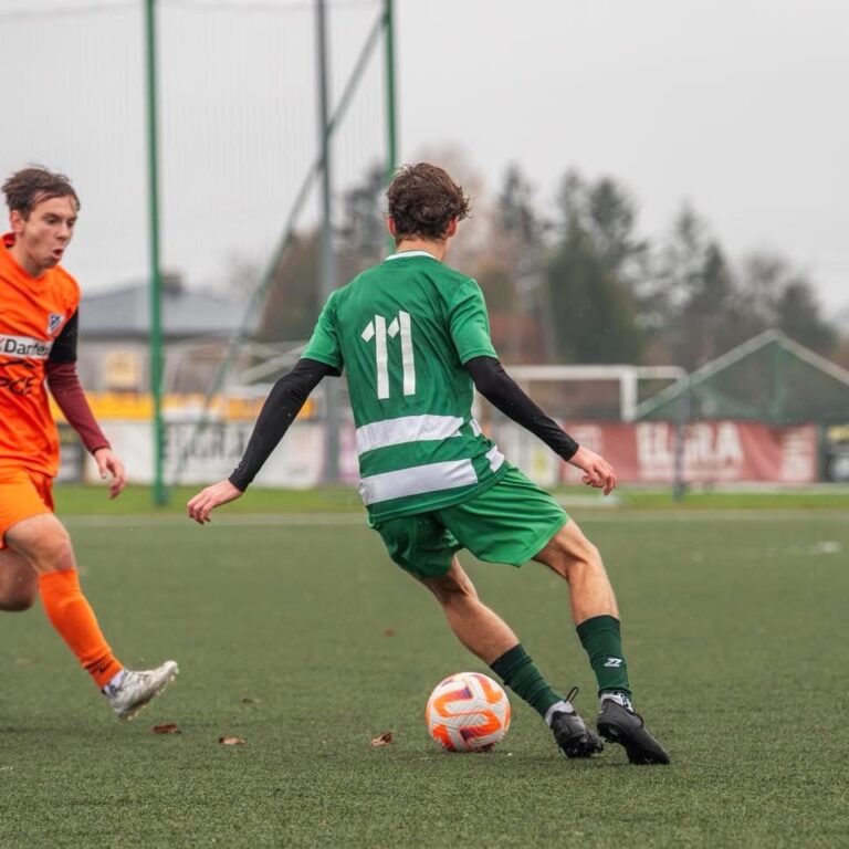 NAPRZÓD 2007/08 – UKS FC KOMORÓW 2️⃣:1️⃣