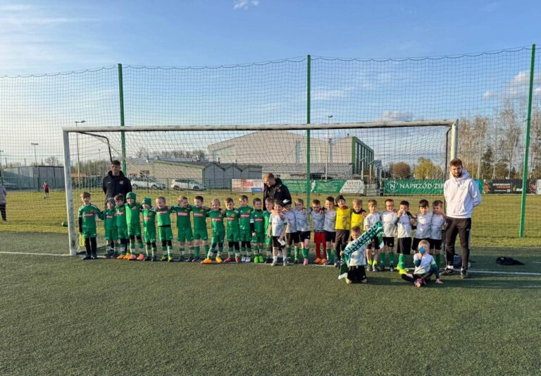 NIEDZIELNE GRANIE Z NAPRZODEM