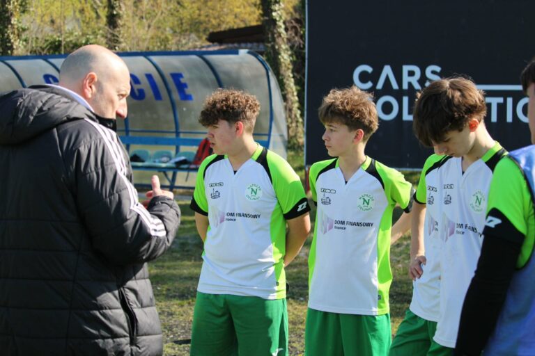 PIĄTKOWE I SOBOTNIE GRANIE Z NAPRZODEM